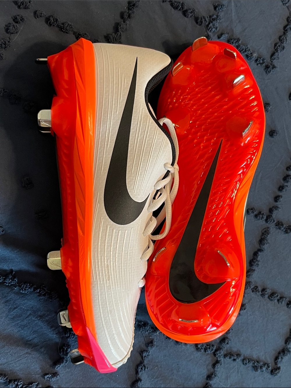 Nike Women's Lunar Hyperdiamond 3 Pro softball cleats